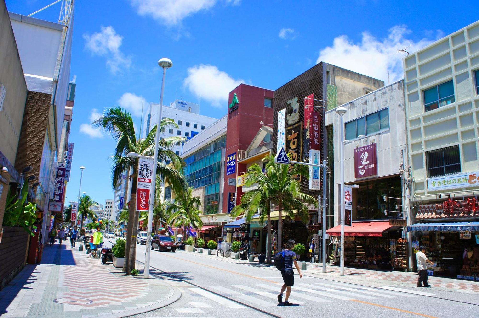 Nest Hotel Naha Nishi Exteriör bild